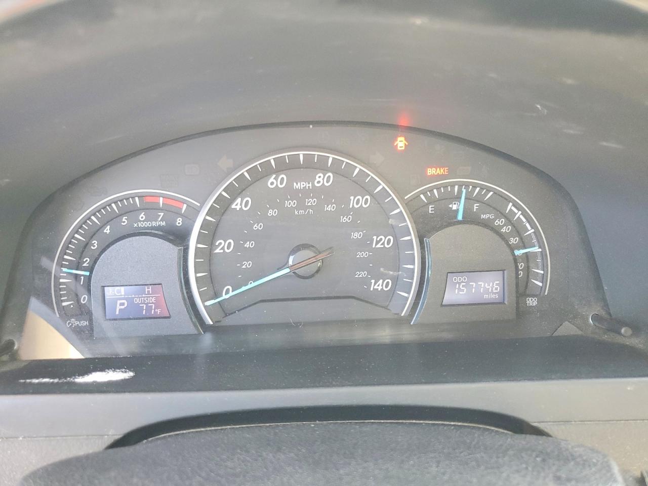 2012 TOYOTA CAMRY LE photo 25