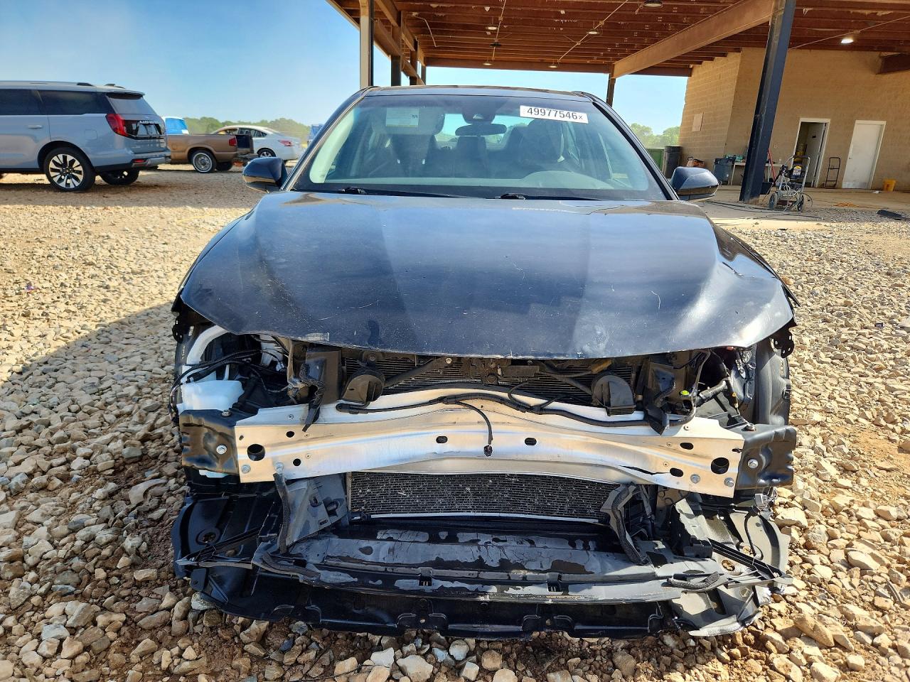 2019 TOYOTA CAMRY SE photo 9