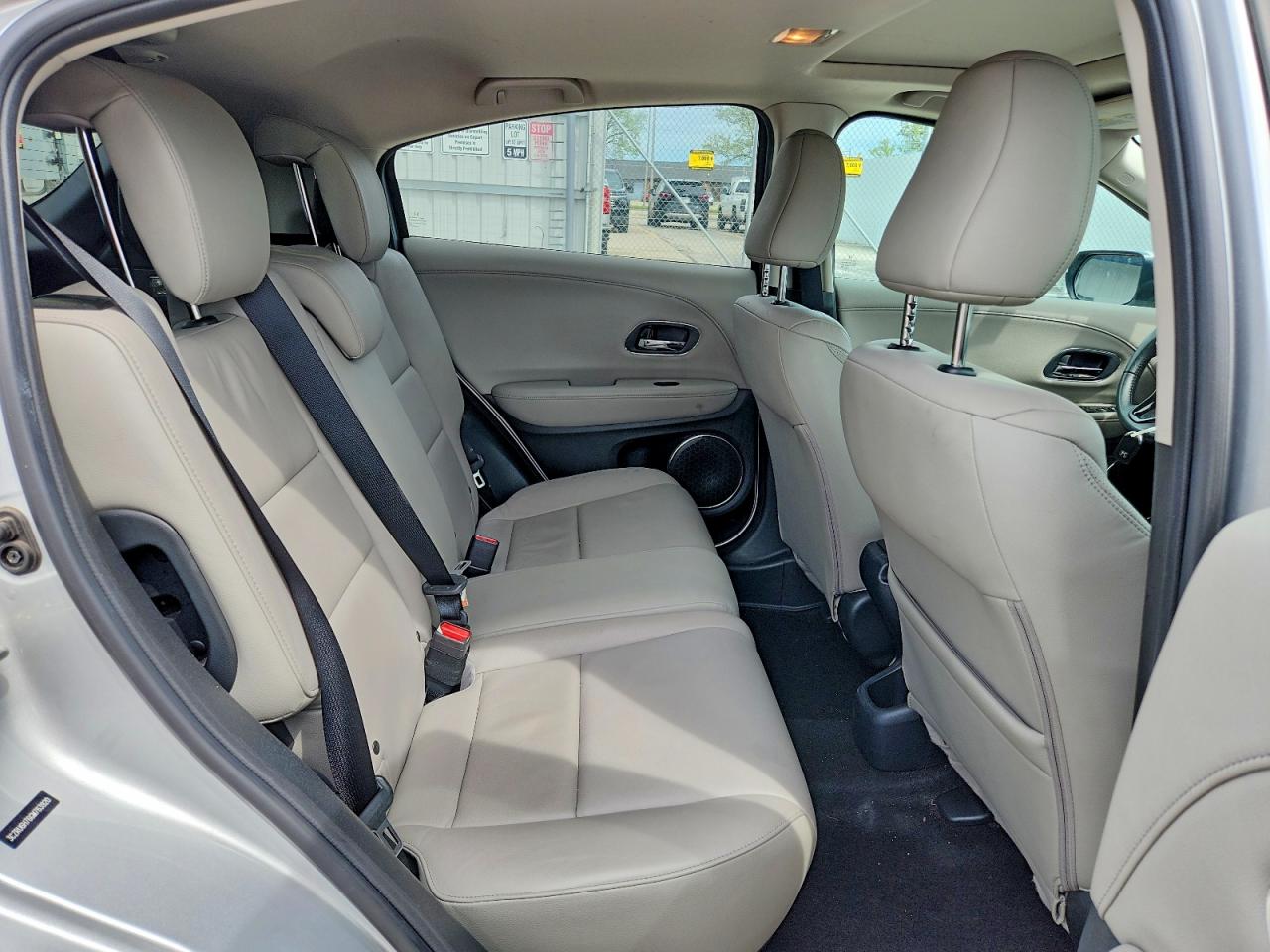 2016 HONDA HR-V EXL photo 19