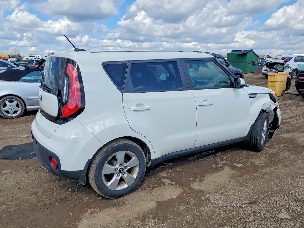 2018 KIA SOUL BASE photo 5