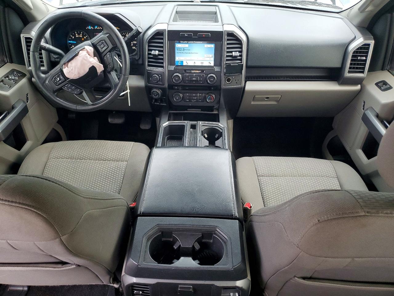 2017 FORD F150 SUPERCREW photo 8