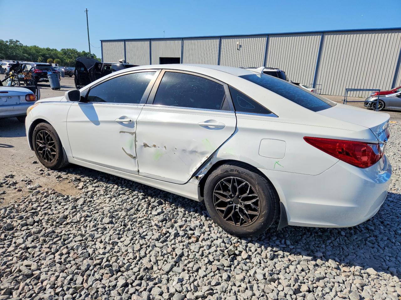 2011 HYUNDAI SONATA GLS photo 2