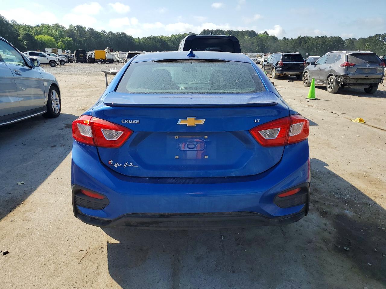 2017 CHEVROLET CRUZE LT photo 16