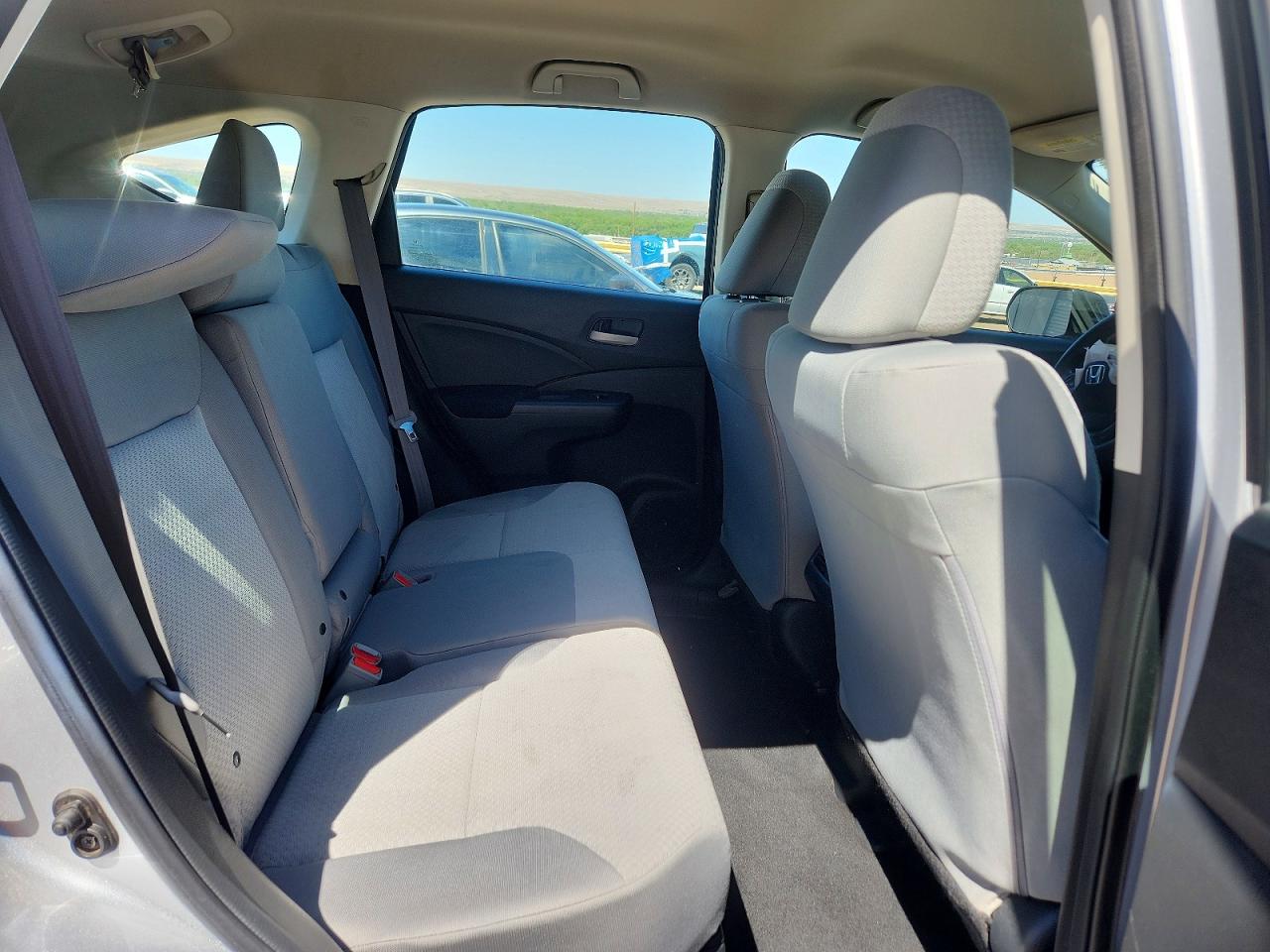 2016 HONDA CR-V LX photo 19