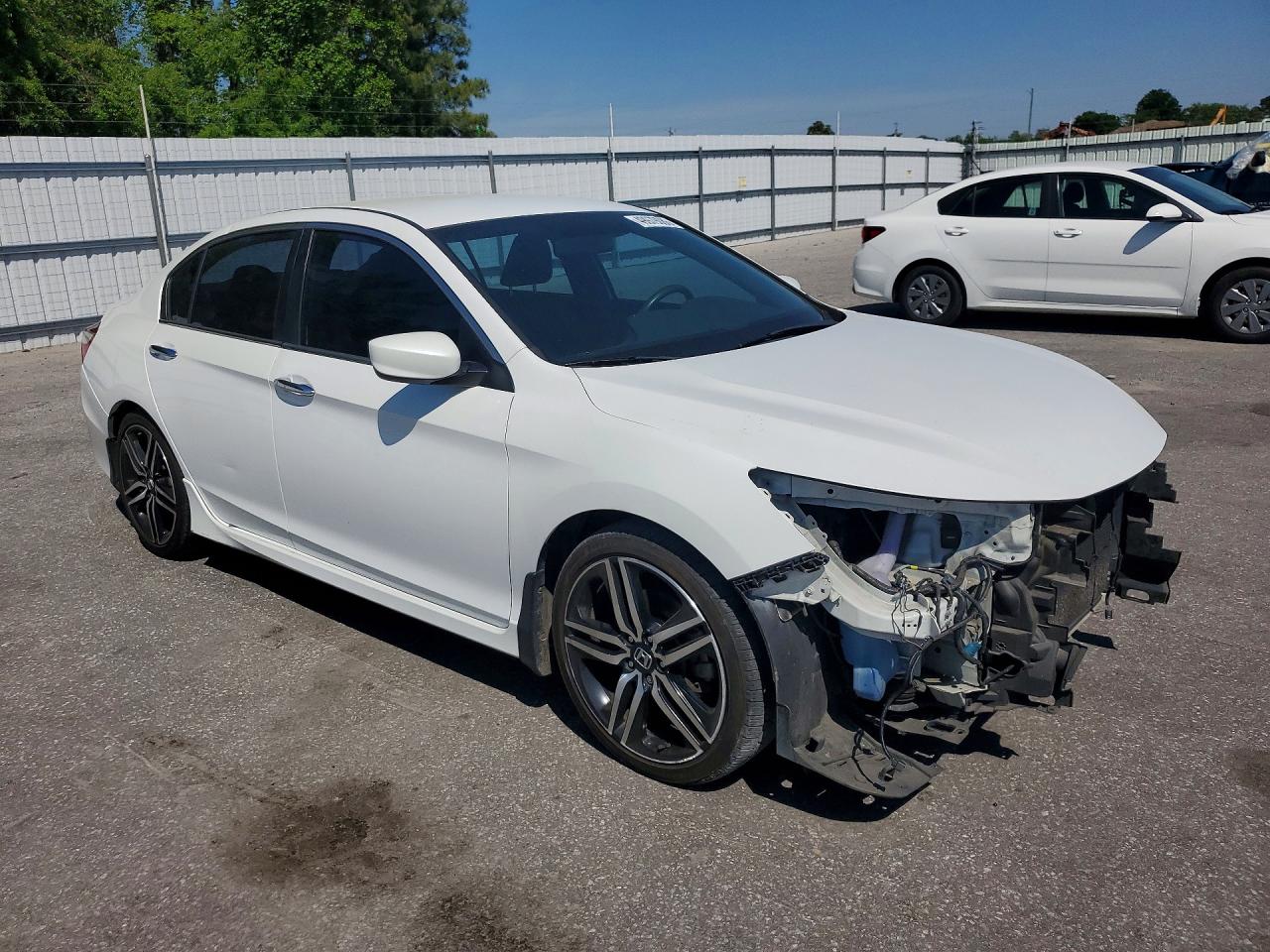 2017 HONDA ACCORD SPORT photo 10