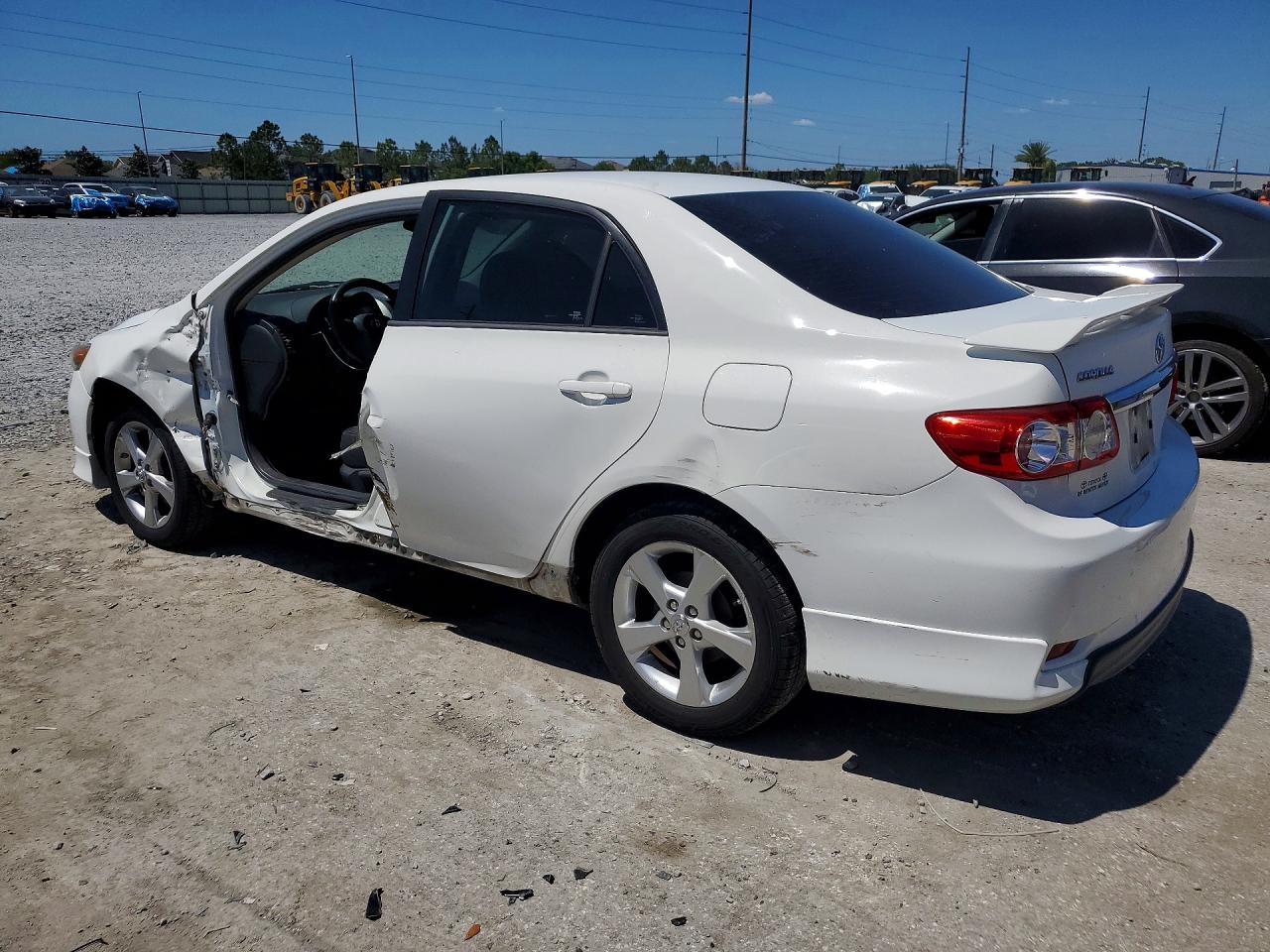 2012 TOYOTA COROLLA S photo 4