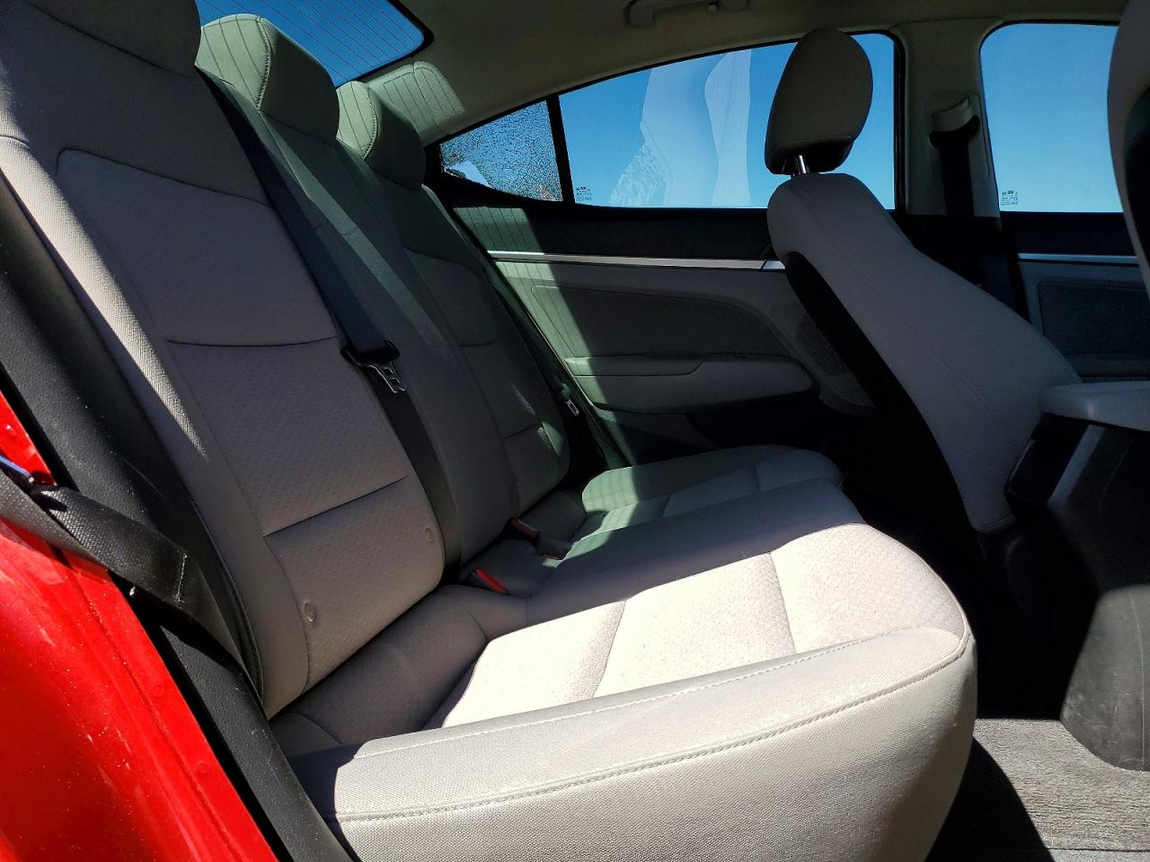 2020 HYUNDAI ELANTRA VALUE EDITION photo 28