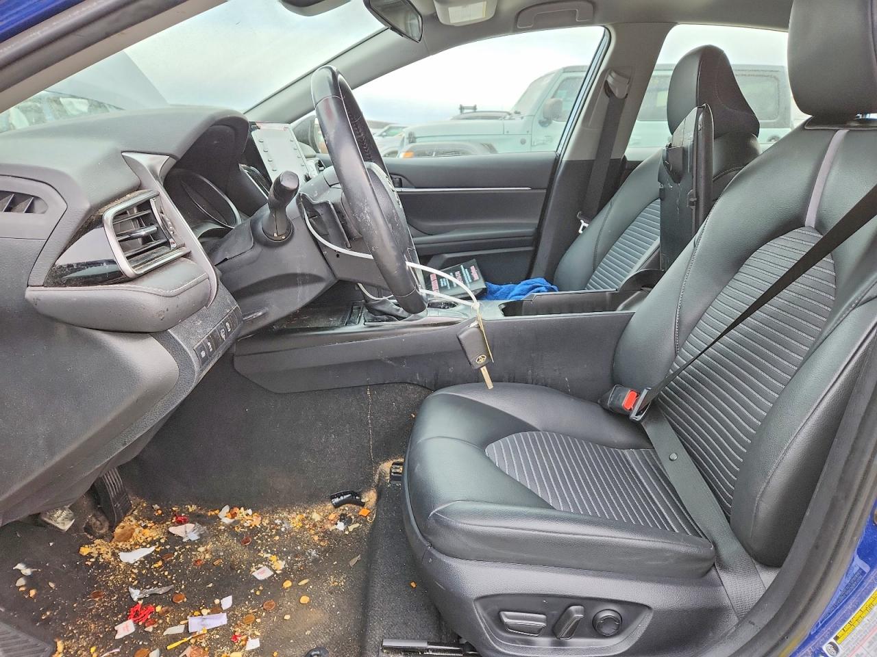 2024 TOYOTA CAMRY SE NIGHTSHADE photo 13