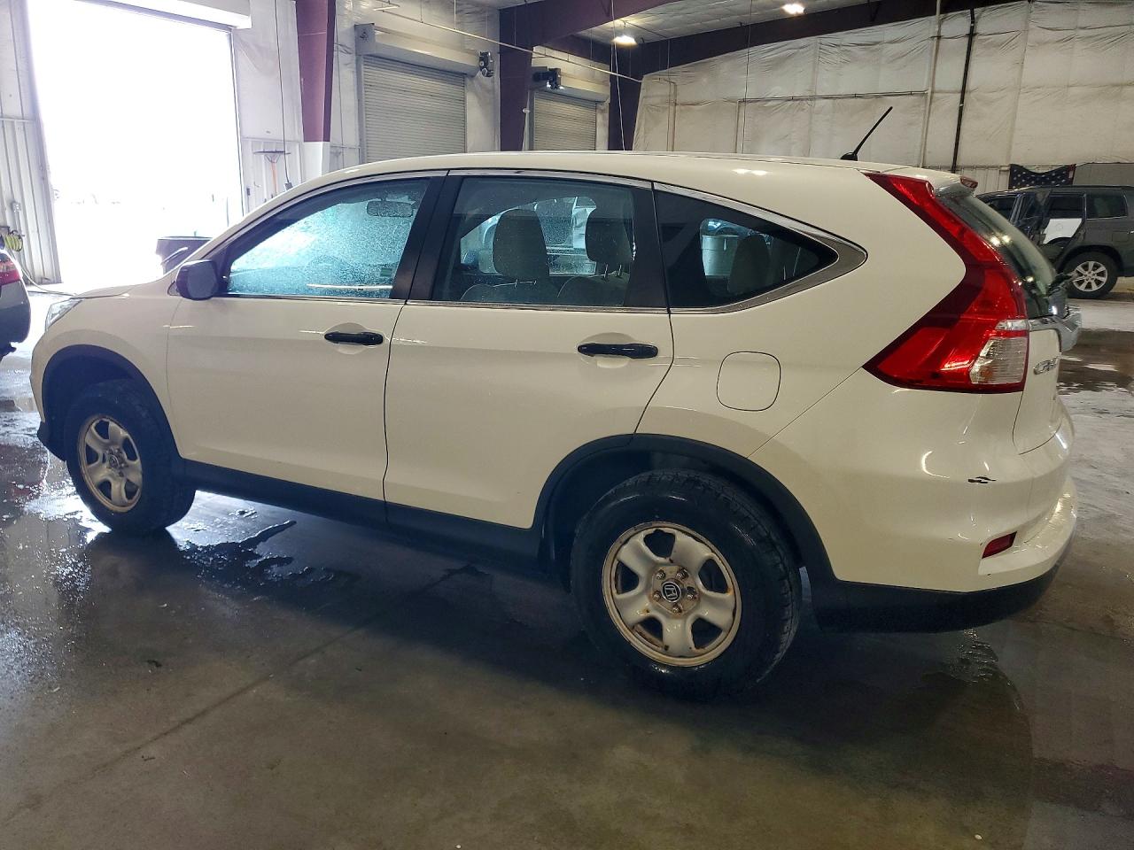 2016 HONDA CR-V LX photo 4