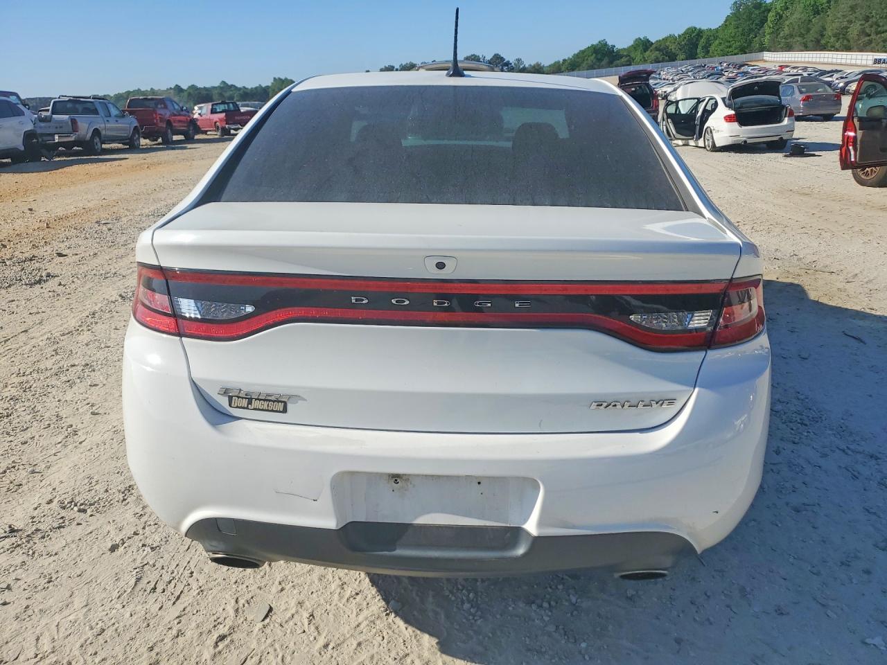 2015 DODGE DART SXT photo 6