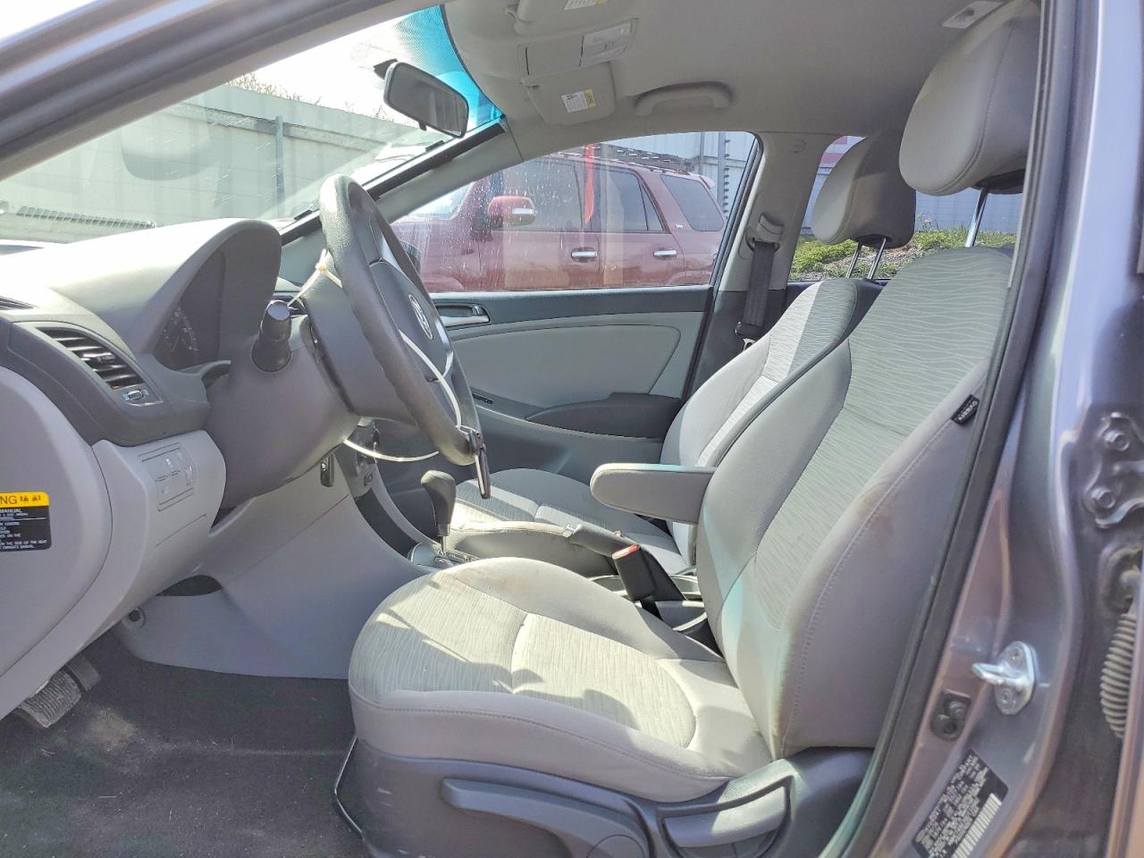 2016 HYUNDAI ACCENT SE photo 19