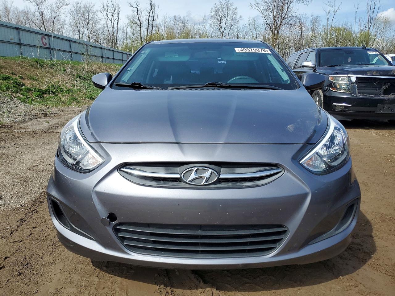 2016 HYUNDAI ACCENT SE photo 13