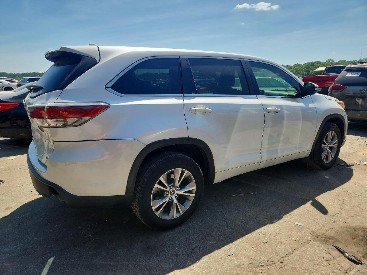 2016 TOYOTA HIGHLANDER LE PLUS photo 7