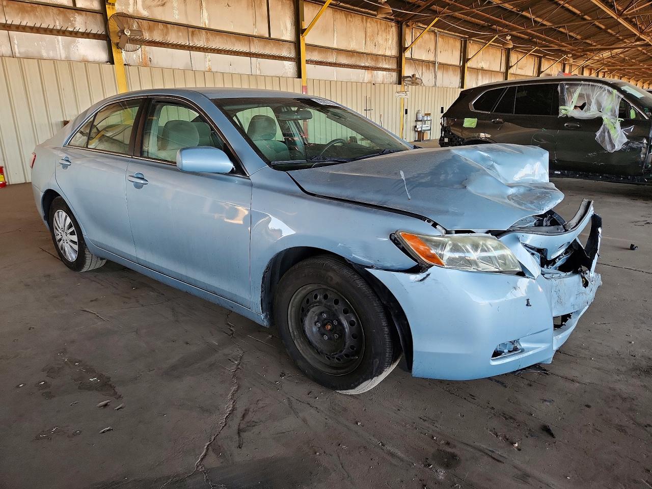 2009 TOYOTA CAMRY LE photo 4