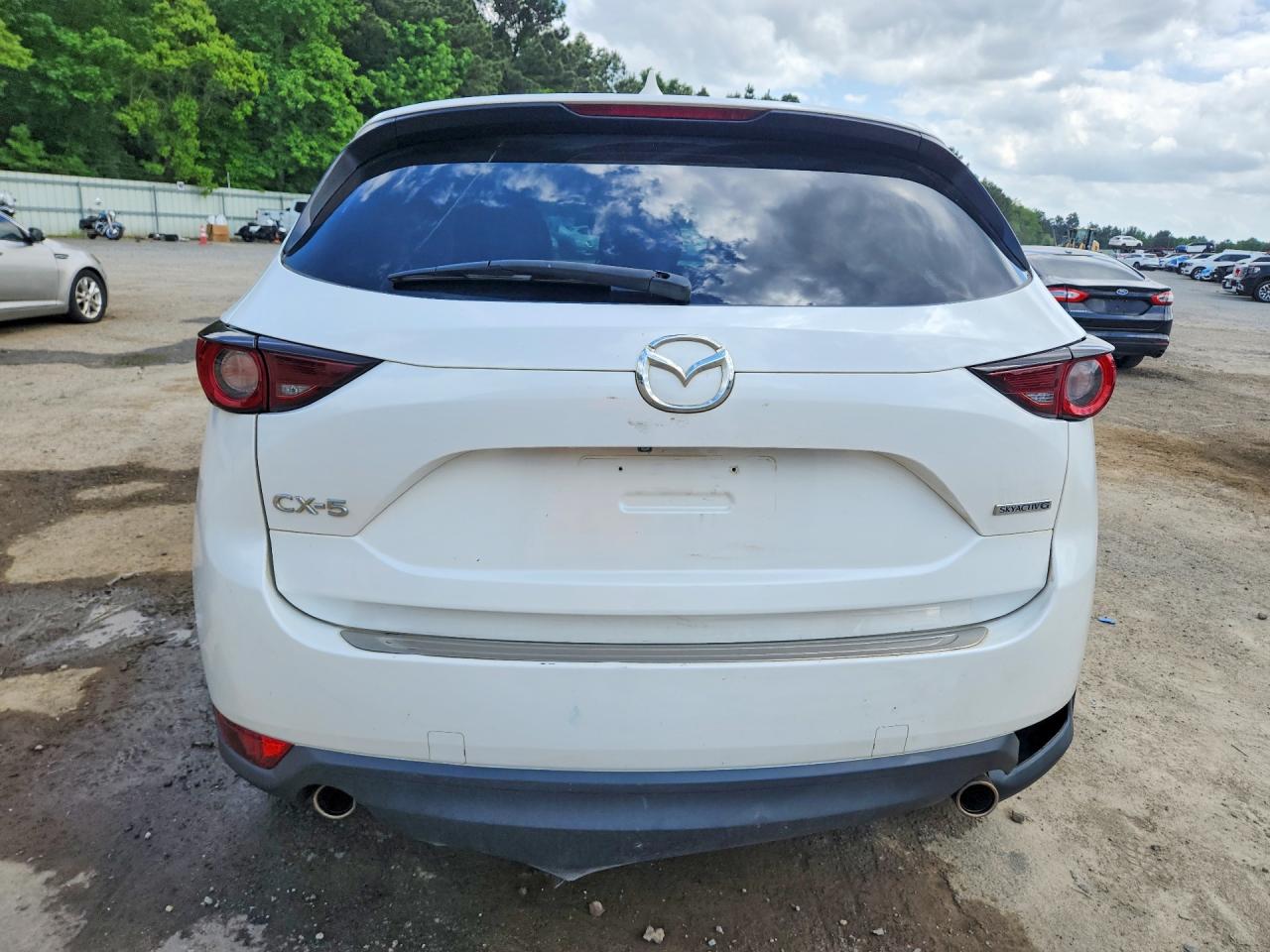 2020 MAZDA CX-5 TOURING photo 11