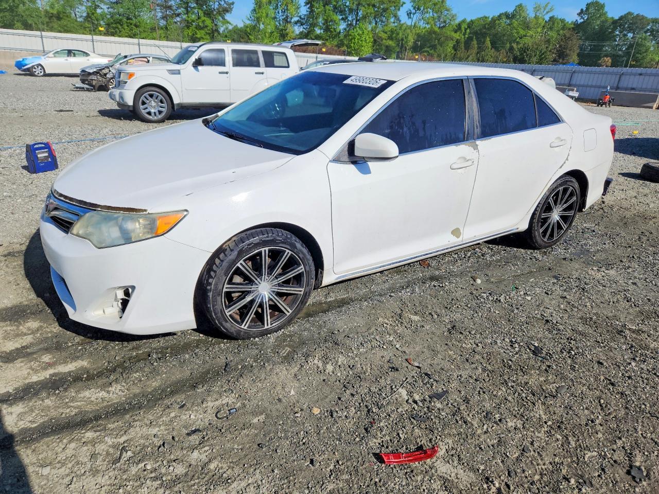 2014 TOYOTA CAMRY