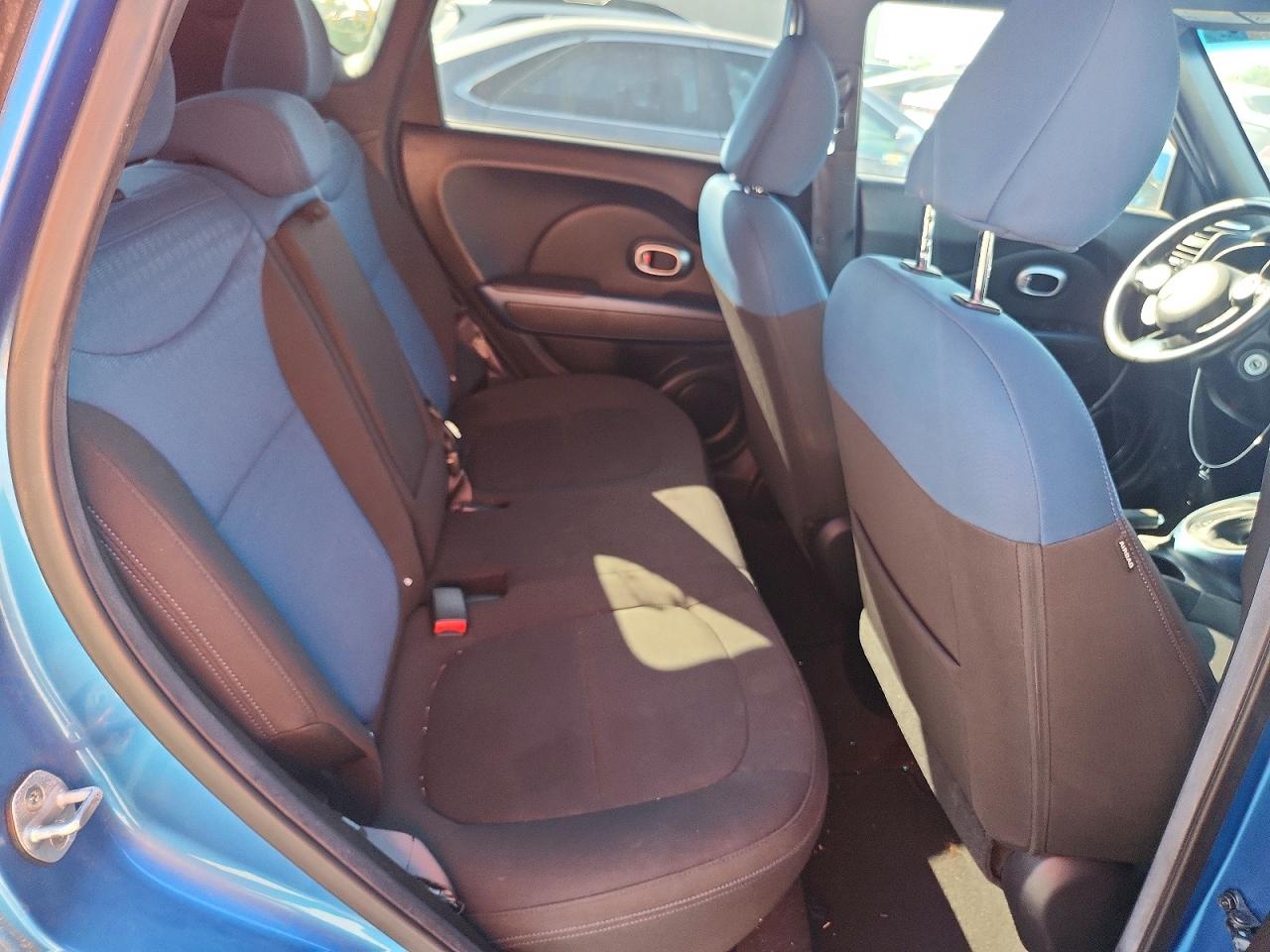 2015 KIA SOUL + photo 11