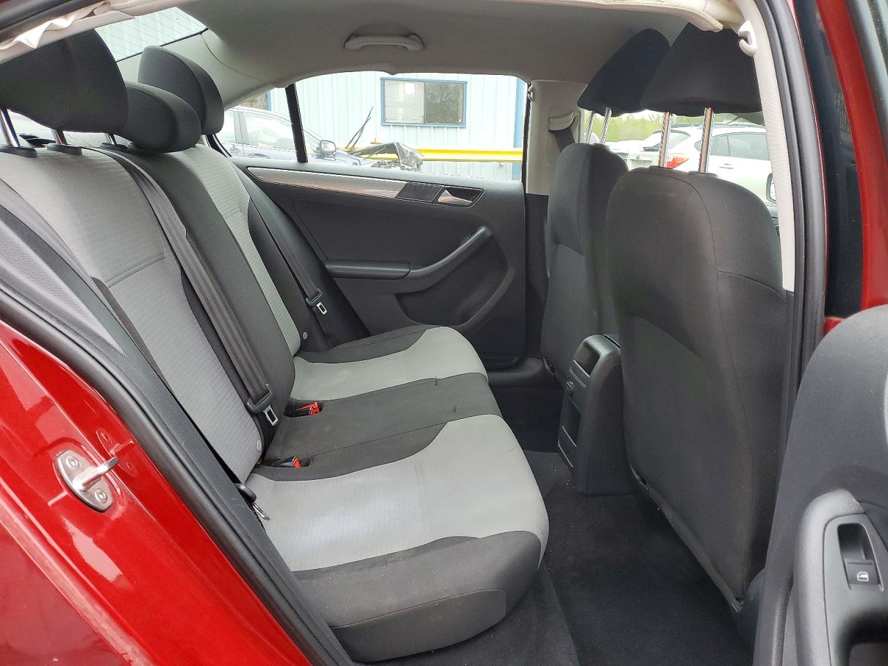 2017 VOLKSWAGEN JETTA S photo 19