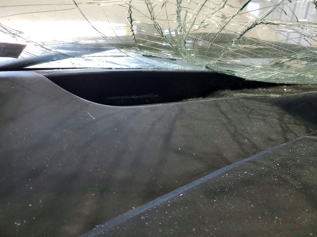 2007 TOYOTA PRIUS BASE photo 17