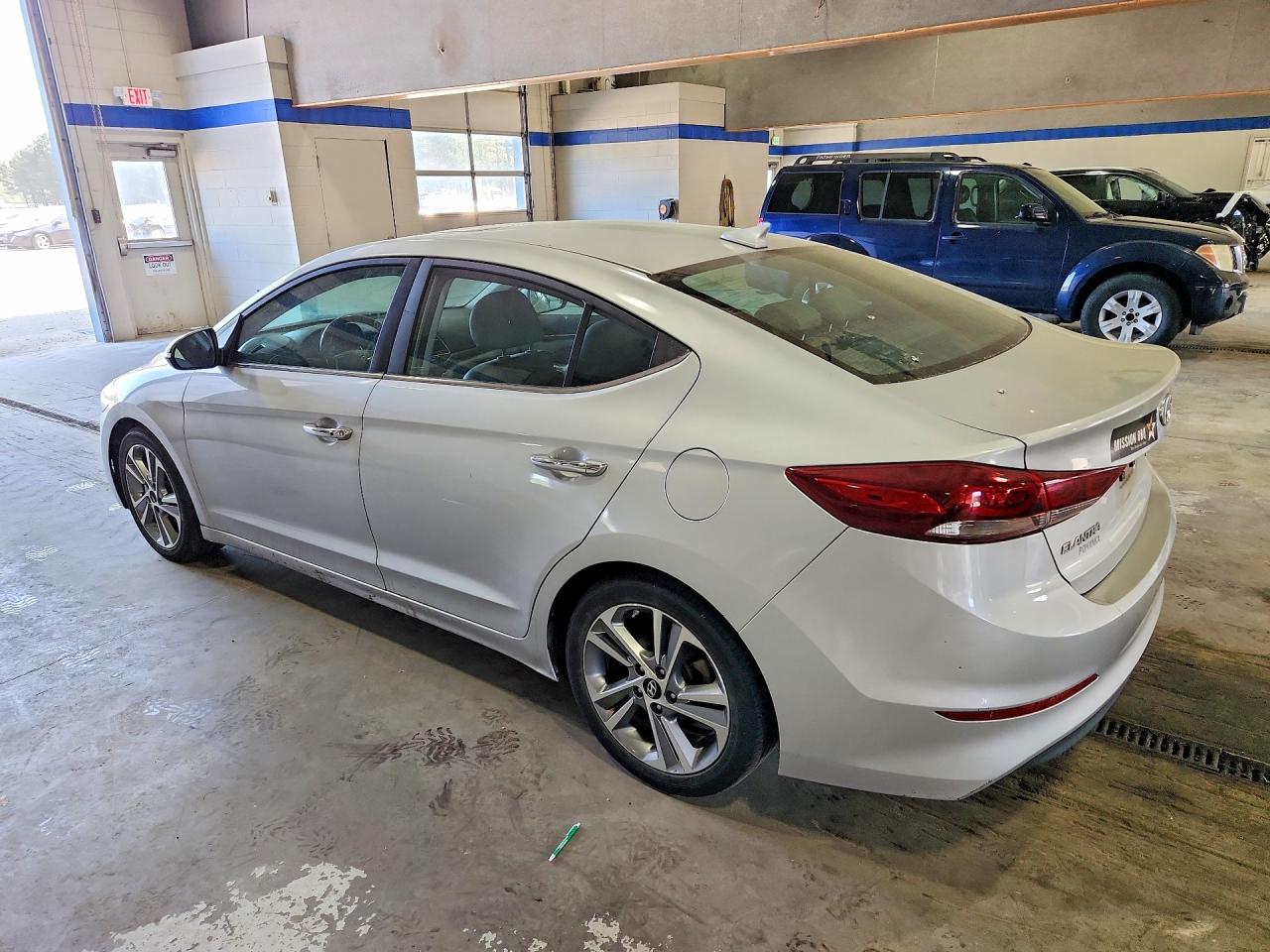 2017 HYUNDAI ELANTRA LIMITED photo 3