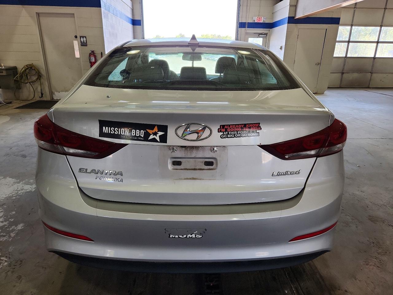 2017 HYUNDAI ELANTRA LIMITED photo 11
