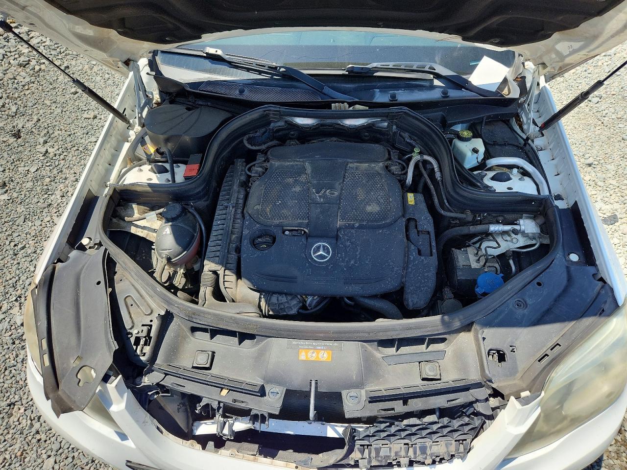 2015 MERCEDES-BENZ GLK 350 photo 34