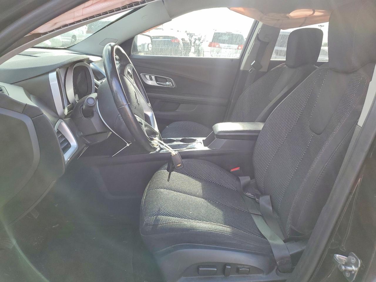 2017 CHEVROLET EQUINOX LT photo 13