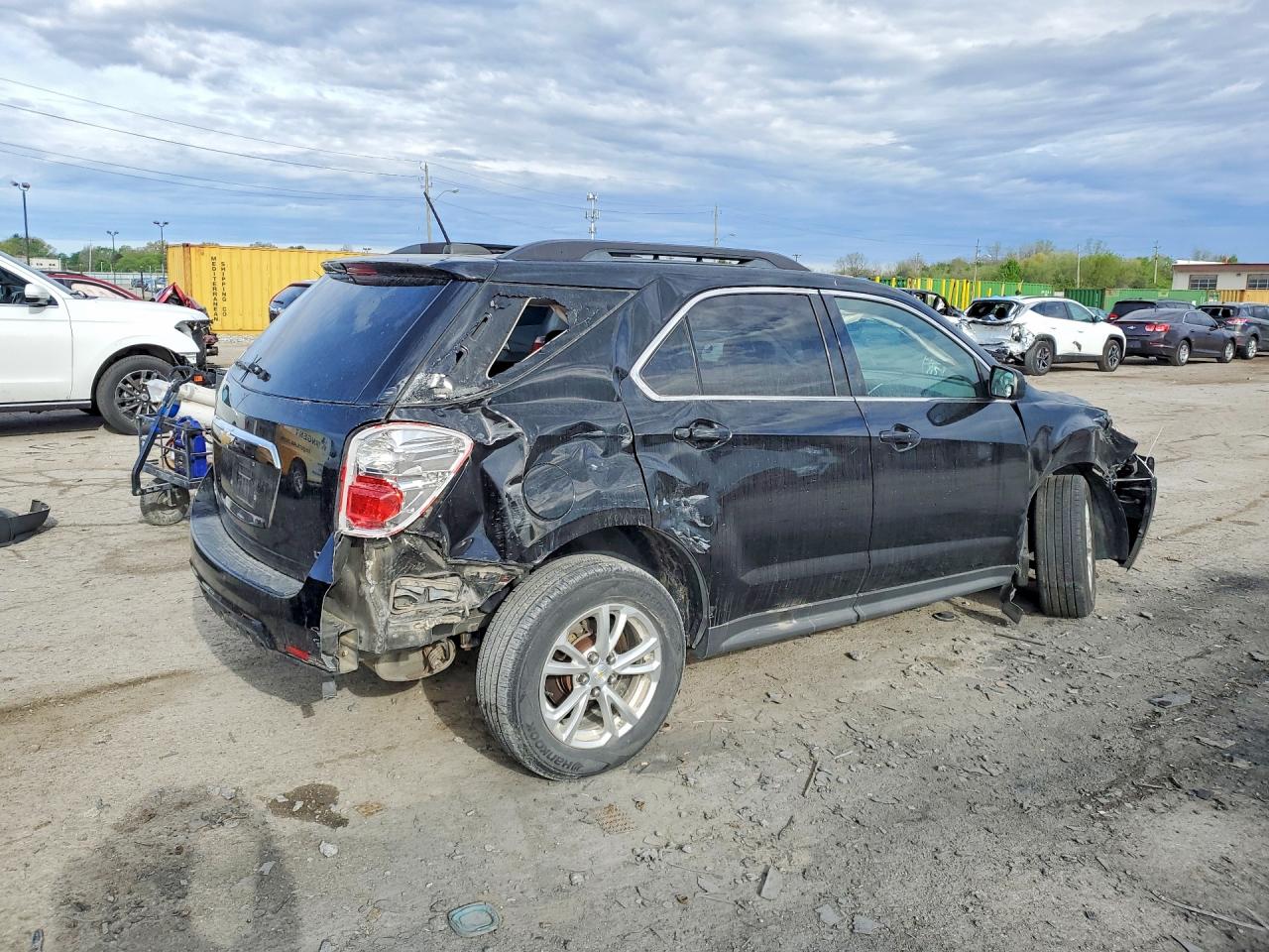2017 CHEVROLET EQUINOX LT photo 5