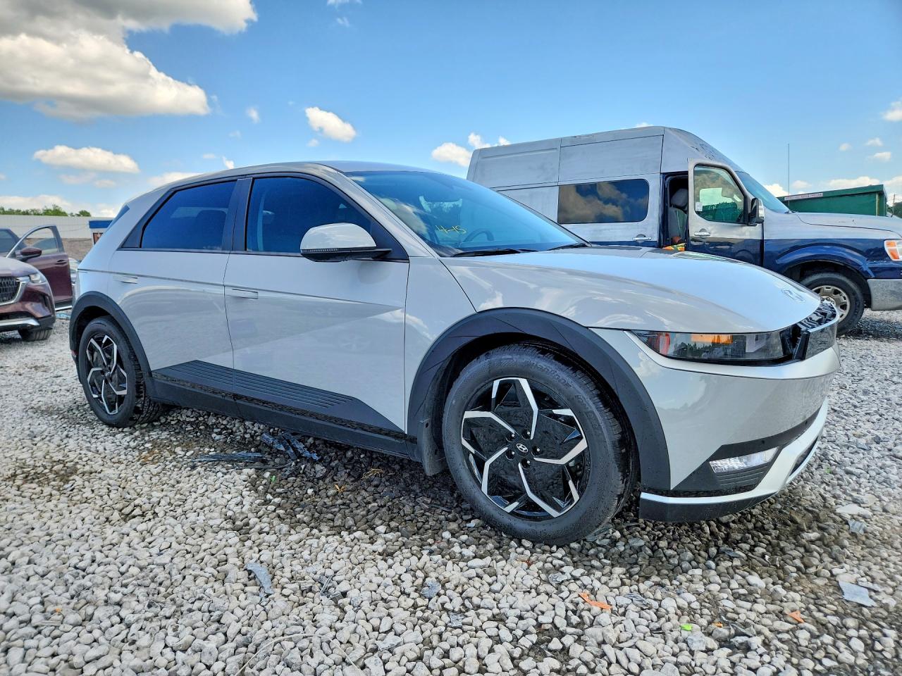 2023 HYUNDAI IONIQ 5 SEL photo 7