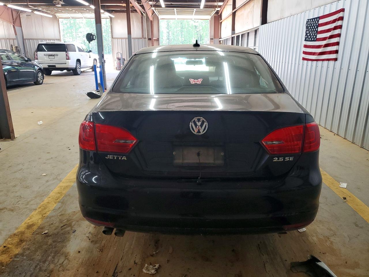 2011 VOLKSWAGEN JETTA SE photo 16