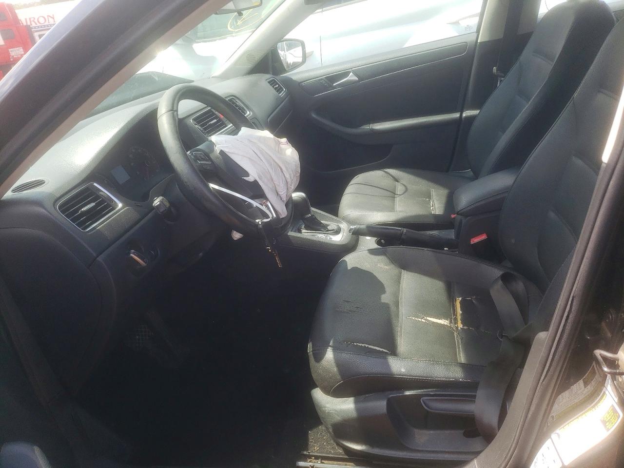 2011 VOLKSWAGEN JETTA SE photo 19