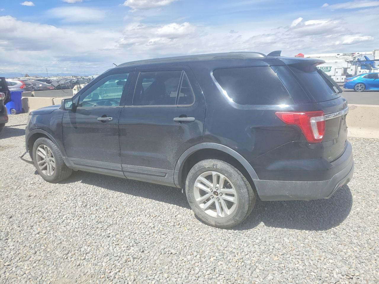 2016 FORD EXPLORER photo 3