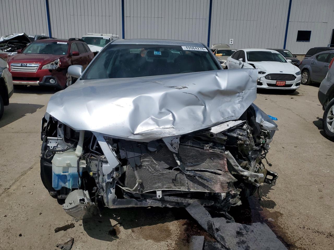 2010 TOYOTA CAMRY SE photo 9