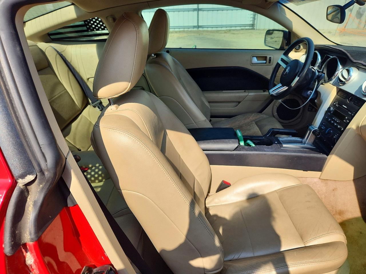2006 FORD MUSTANG photo 19
