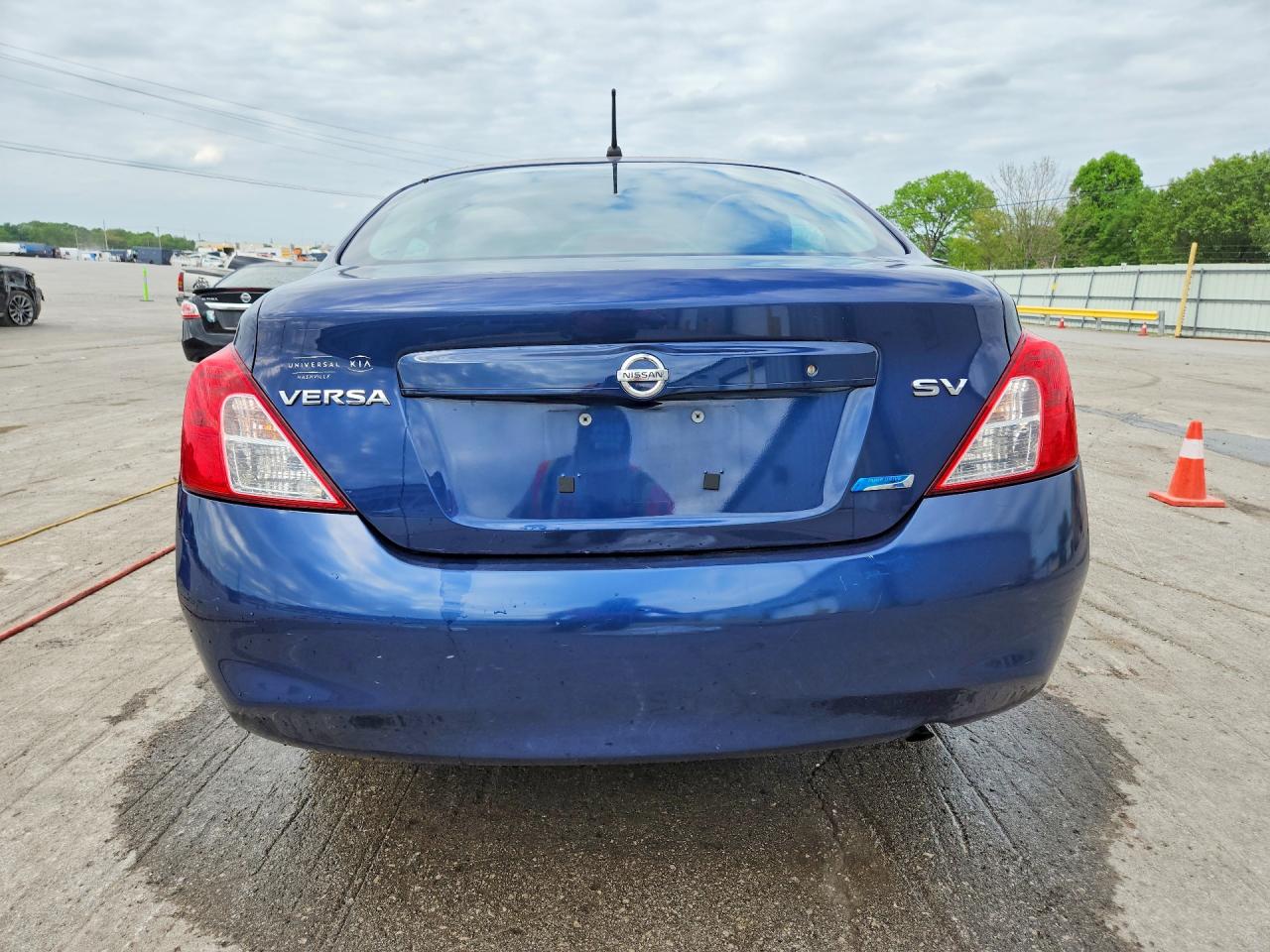2012 NISSAN VERSA 1.6 S photo 6