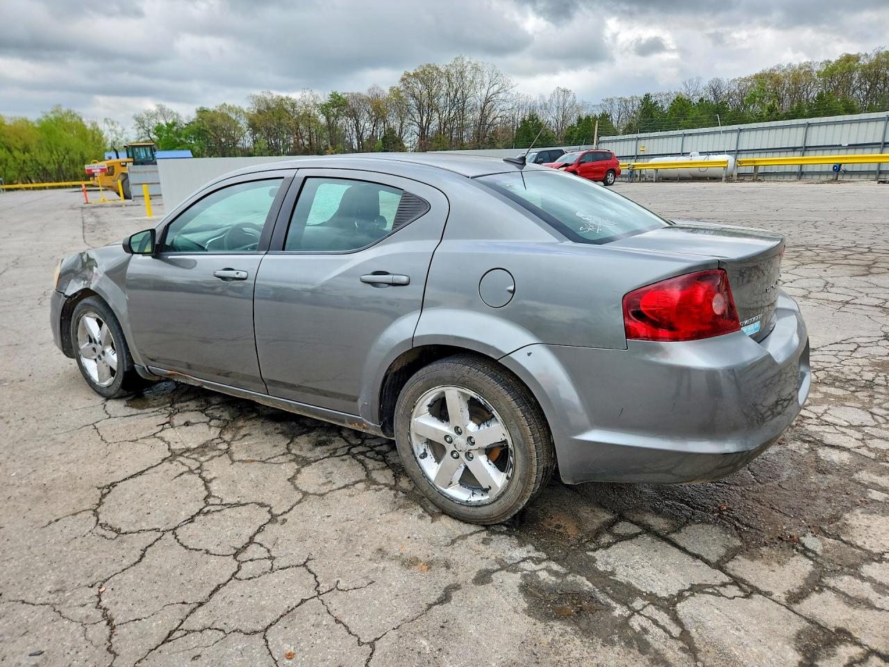 2013 DODGE AVENGER SE photo 3