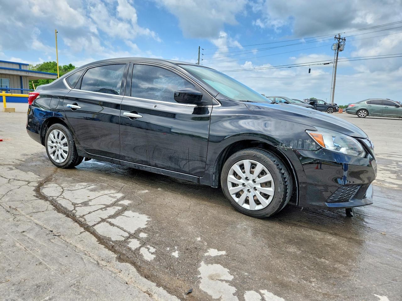 2019 NISSAN SENTRA S photo 4