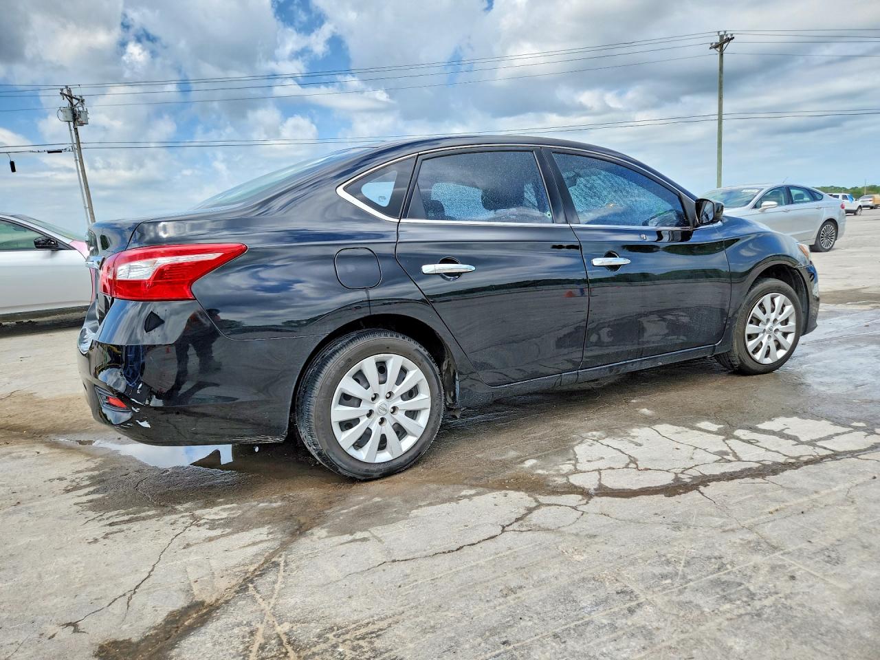 2019 NISSAN SENTRA S photo 3