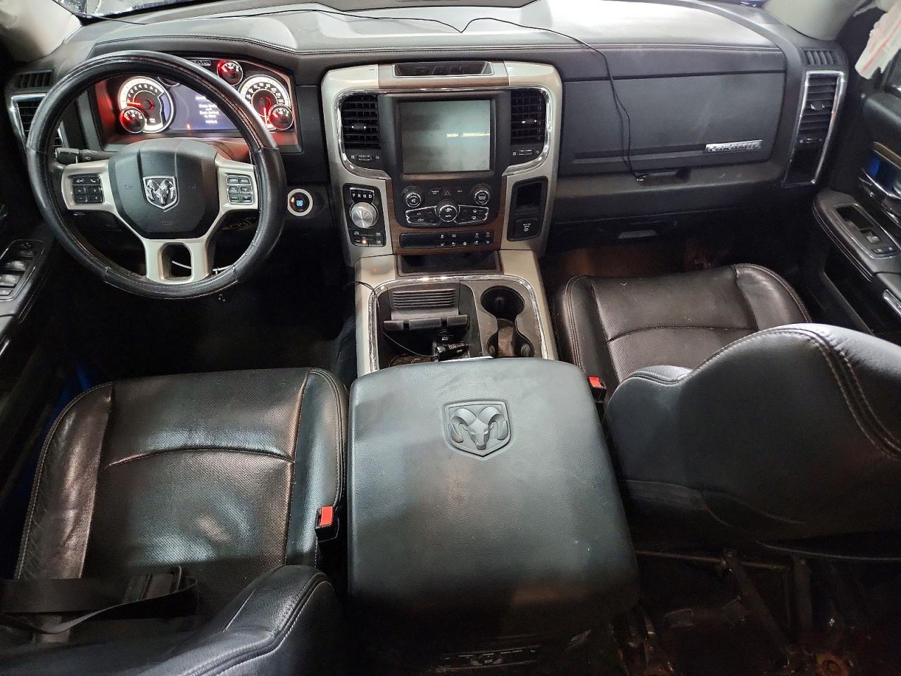 2017 RAM 1500 LARAMIE photo 22