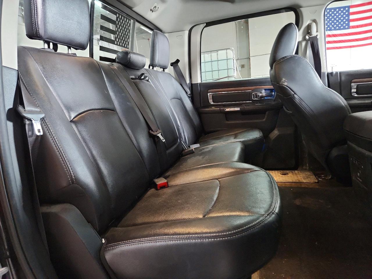 2017 RAM 1500 LARAMIE photo 28