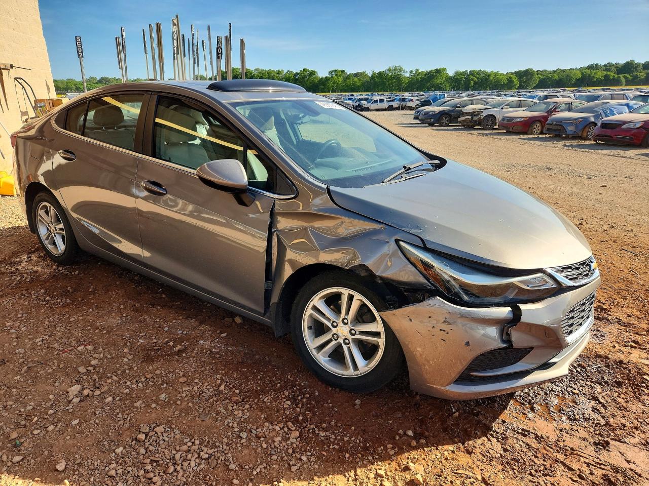 2017 CHEVROLET CRUZE LT photo 7