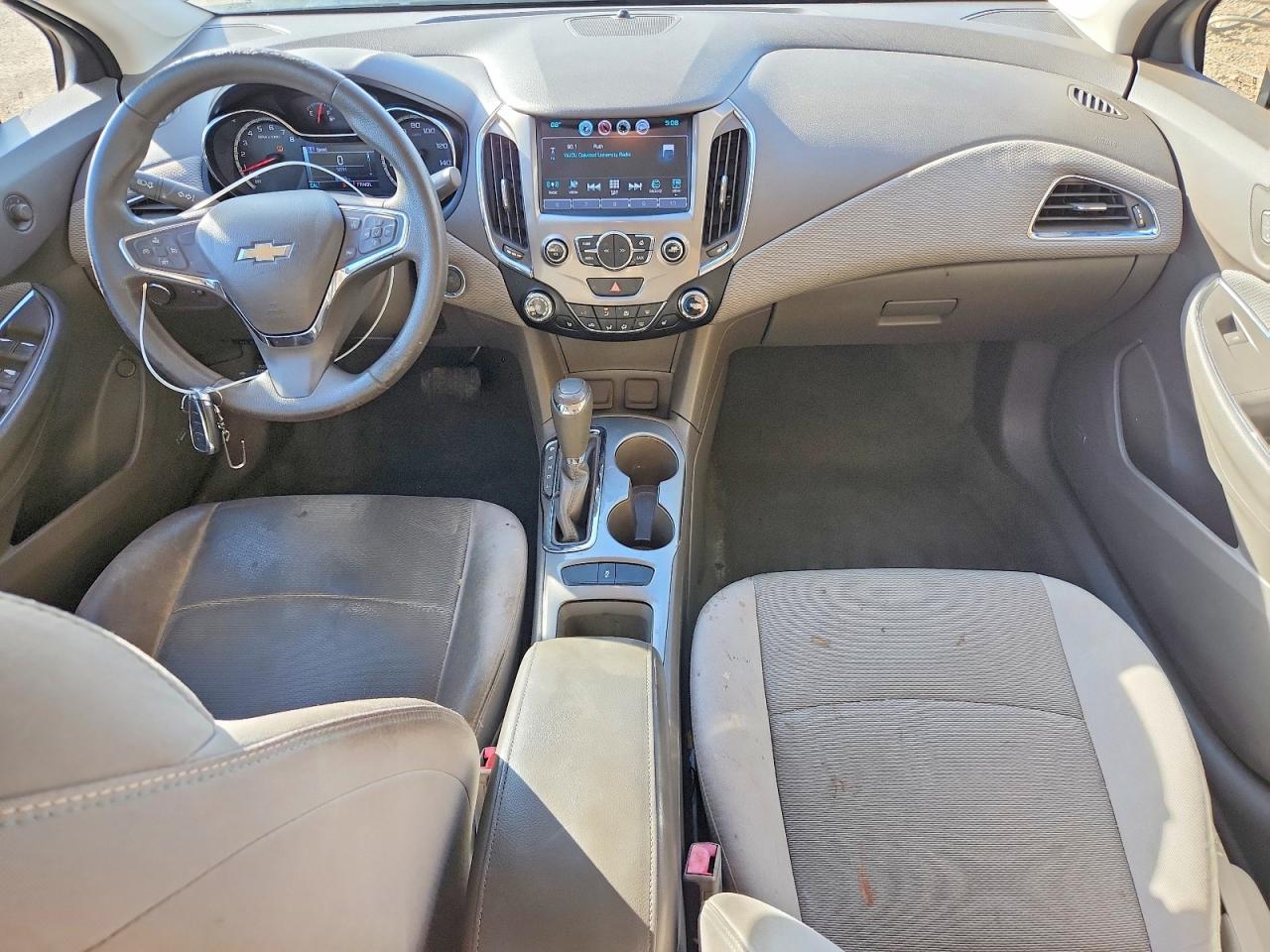2017 CHEVROLET CRUZE LT photo 15