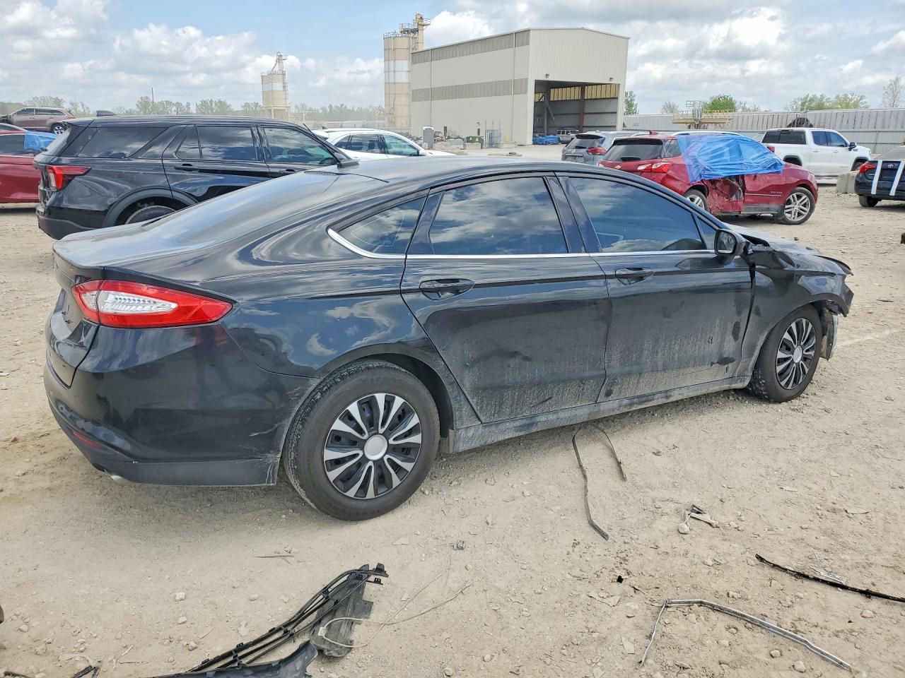 2013 FORD FUSION S photo 7