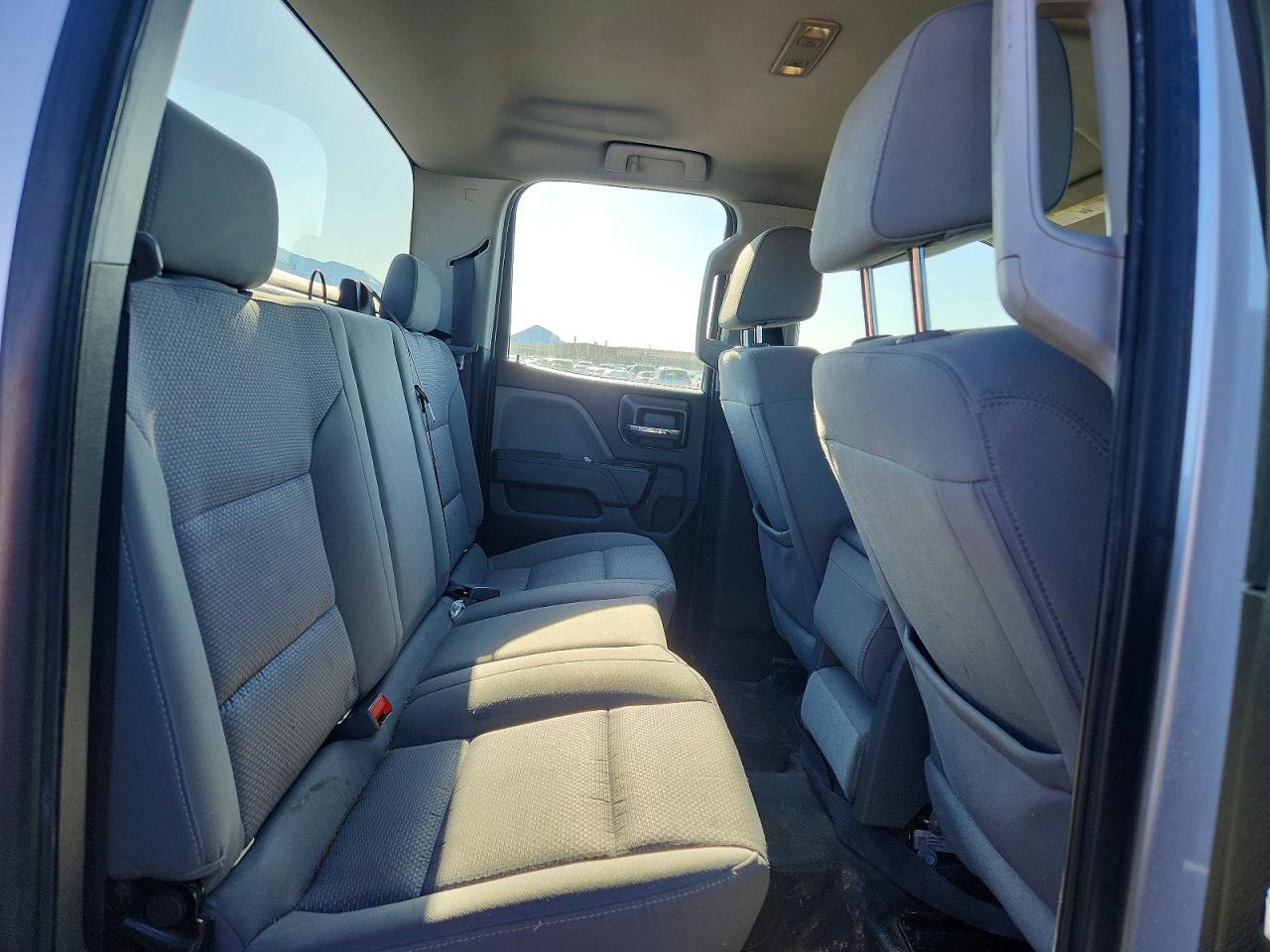 2017 CHEVROLET SILVERADO K1500 photo 19