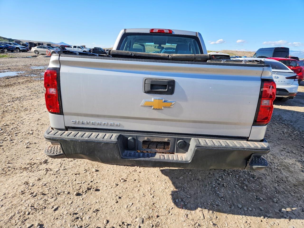 2017 CHEVROLET SILVERADO K1500 photo 11