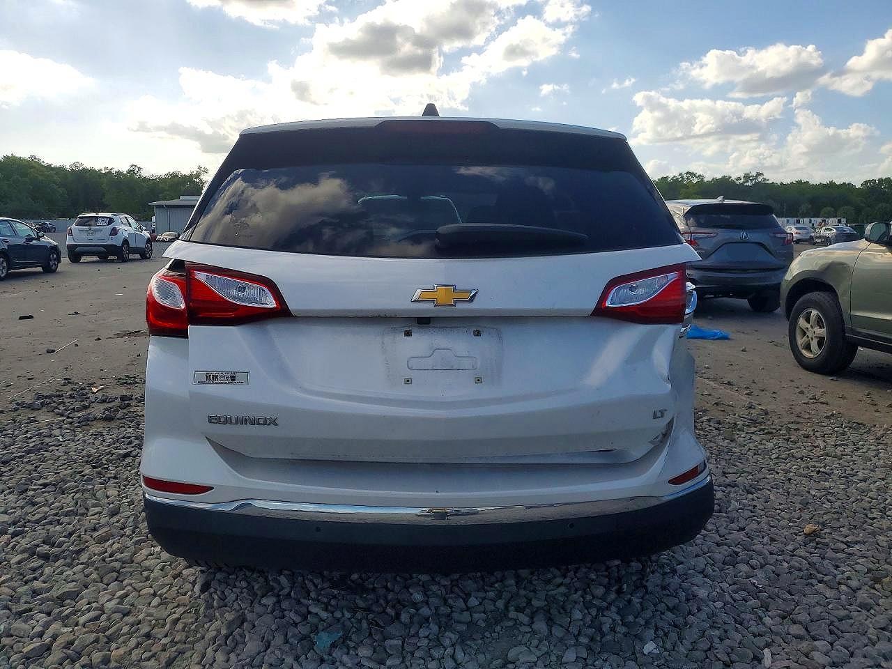 2018 CHEVROLET EQUINOX LT photo 11