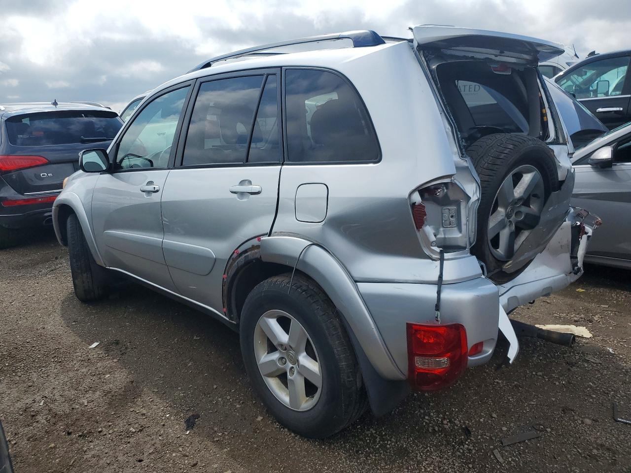2004 TOYOTA RAV4 BASE photo 3