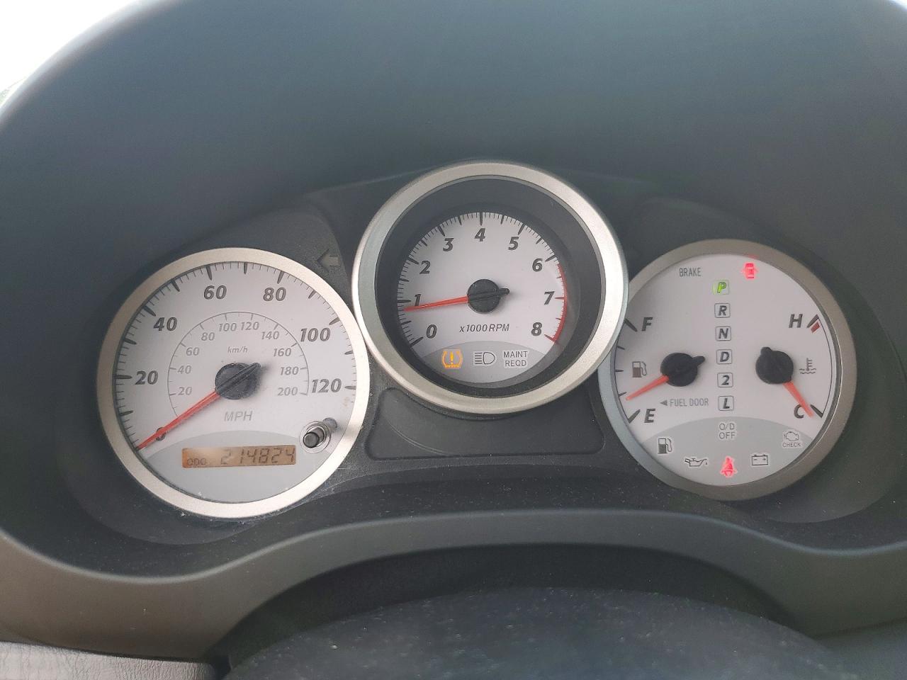 2004 TOYOTA RAV4 BASE photo 17