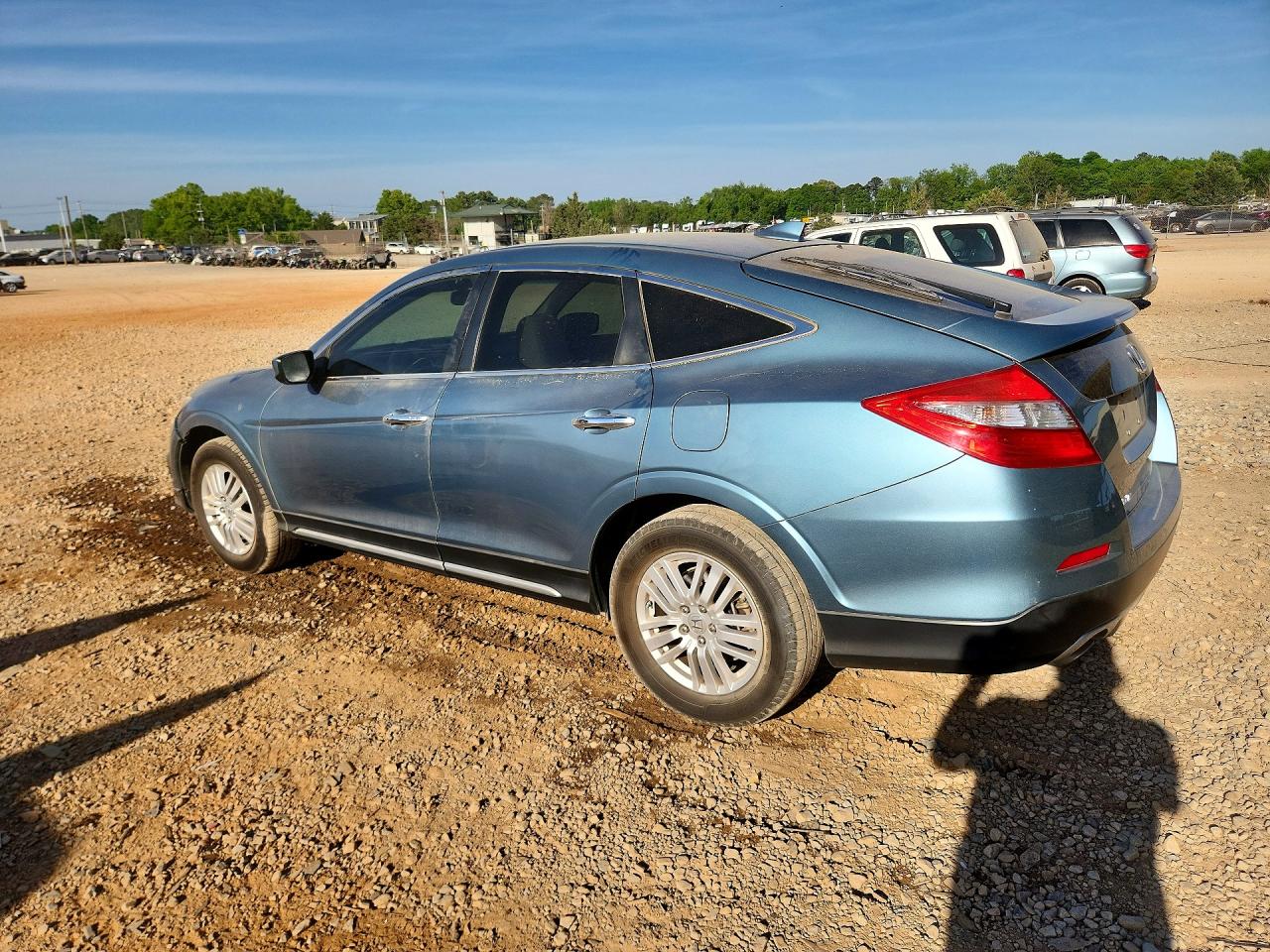 2013 HONDA CROSSTOUR EX photo 2