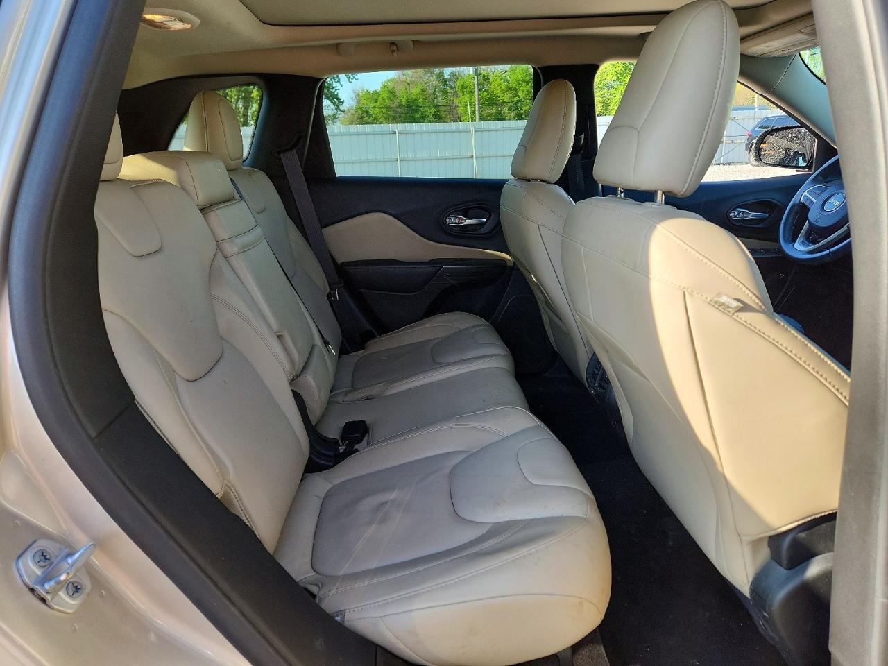 2015 JEEP CHEROKEE LIMITED photo 31
